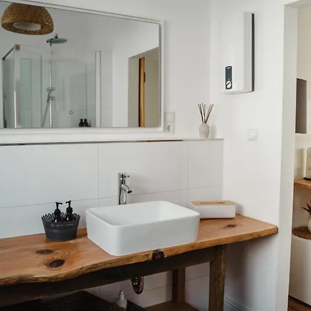 I Gemuetliches 1-zimmer-apartment & Eigenes Bad I Lejlighed *